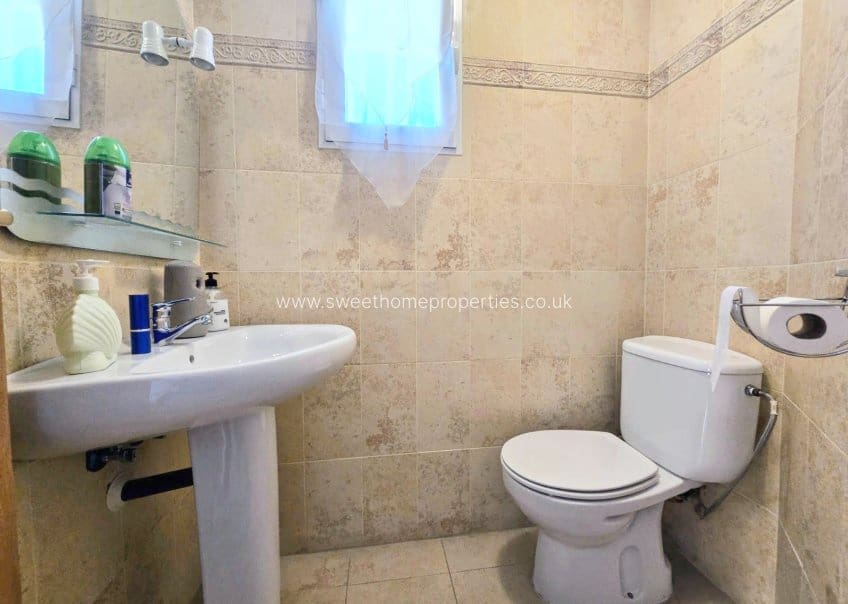 4 slaapkamer Huis te koop in Aspe met garage - € 273.000 (Ref: 10182077)