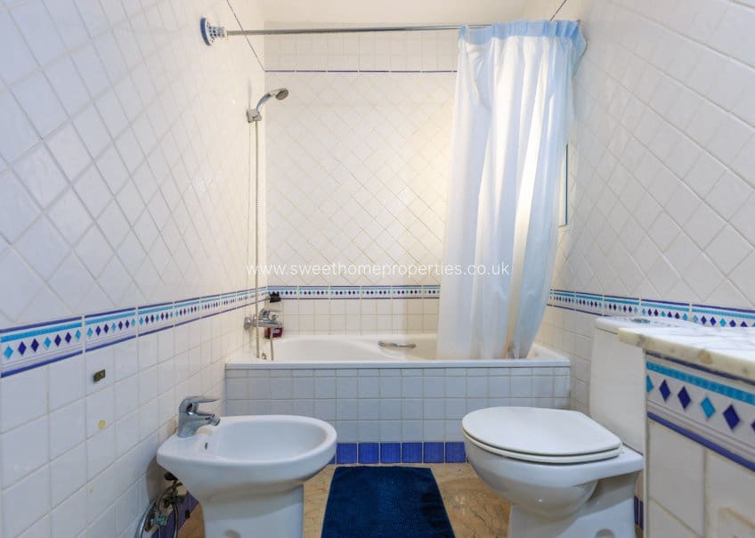 3 bedroom Villa for sale in Las Ramblas Golf with pool garage - € 269,000 (Ref: 10182194)