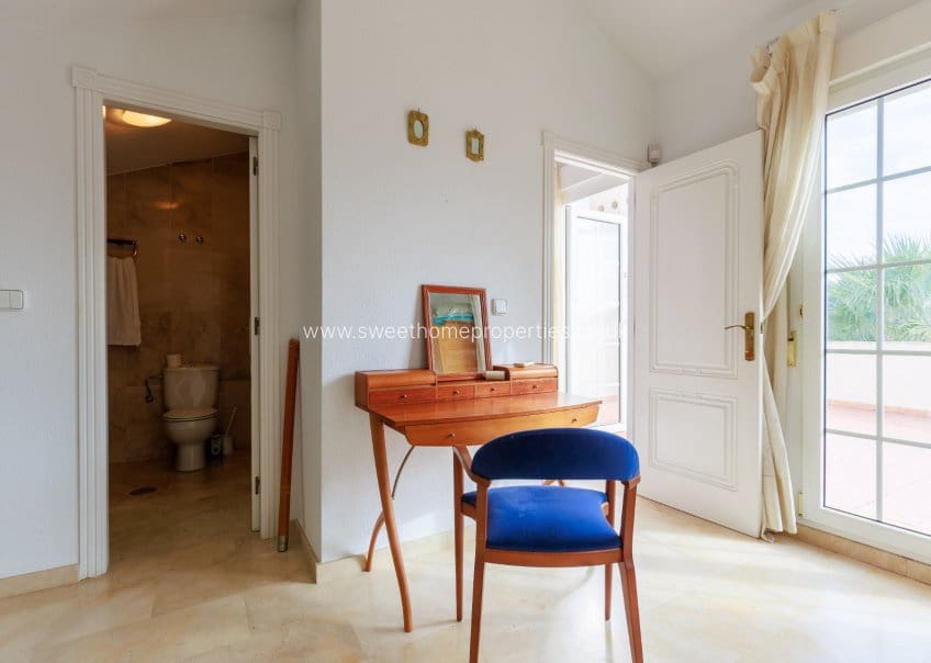 3 bedroom Villa for sale in Las Ramblas Golf with pool garage - € 269,000 (Ref: 10182194)