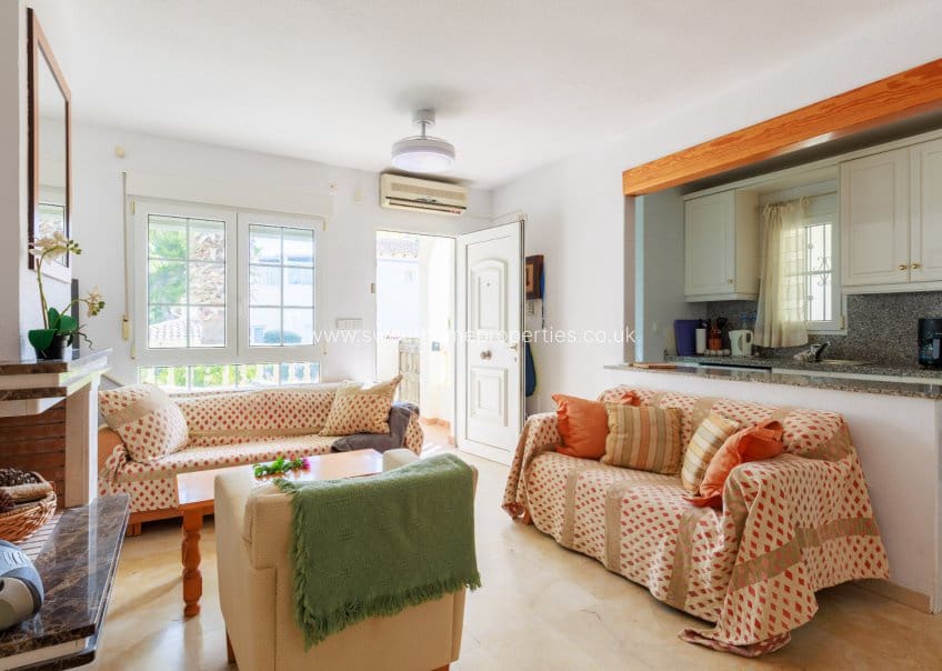 3 bedroom Villa for sale in Las Ramblas Golf with pool garage - € 269,000 (Ref: 10182194)