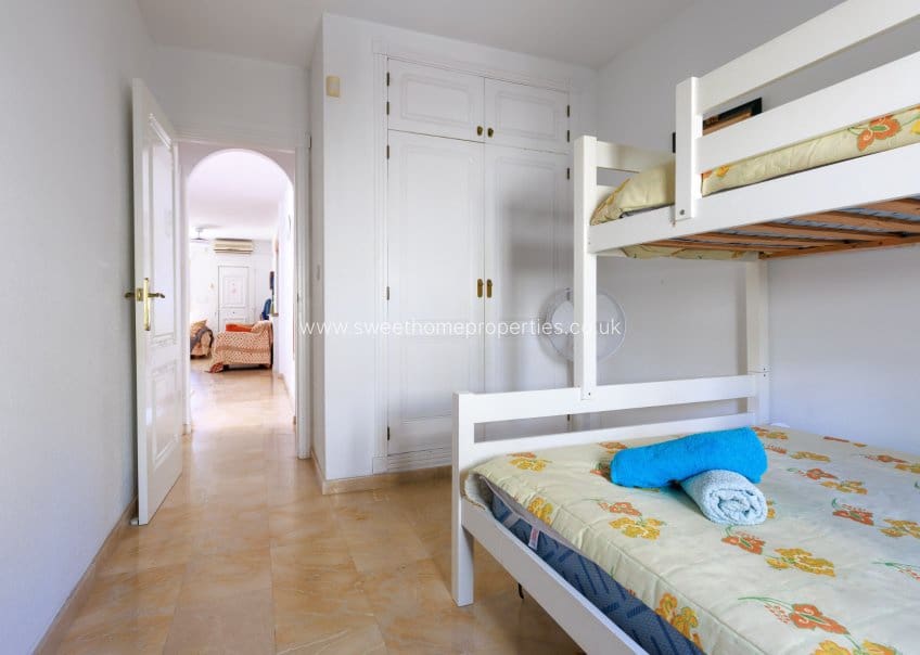 3 bedroom Villa for sale in Las Ramblas Golf with pool garage - € 269,000 (Ref: 10182194)