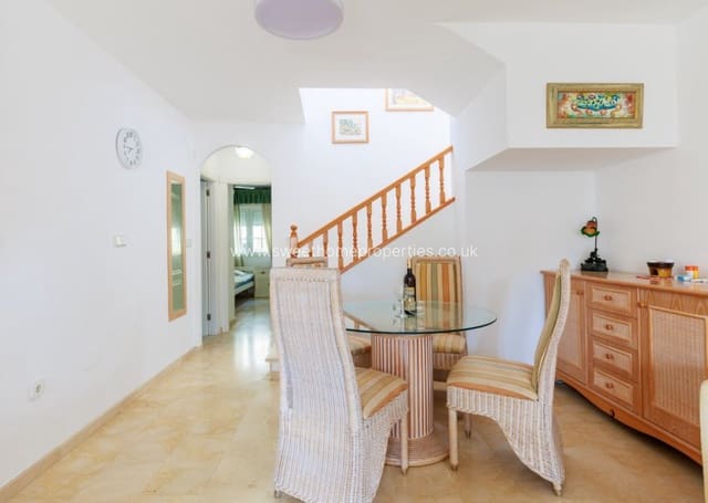 3 bedroom Villa for sale in Las Ramblas Golf, Orihuela with pool garage - € 269,000 (Ref: 10182194)