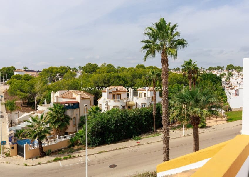 2 soveværelse Byhus til salg i Villamartin med swimmingpool - € 265.000 (Ref: 10182195)