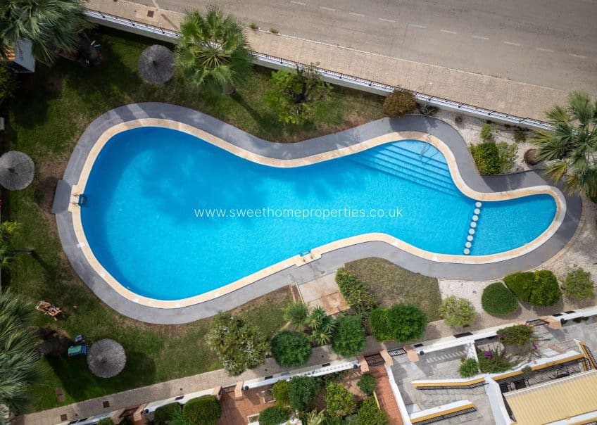 2 soveværelse Byhus til salg i Villamartin med swimmingpool - € 265.000 (Ref: 10182195)