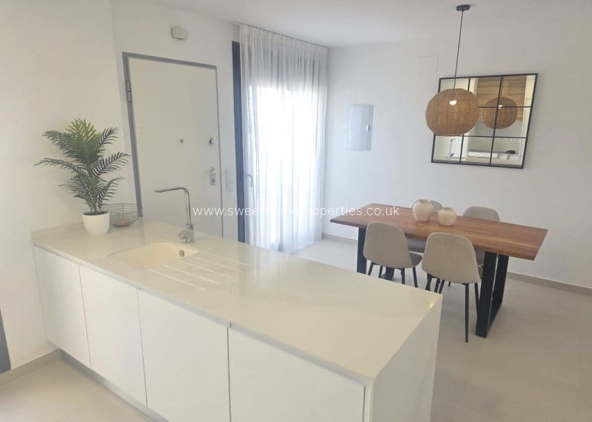 Ático de 2 habitaciones en Pilar de la Horadada en venta con piscina garaje - 346.000 € (Ref: 10182196)