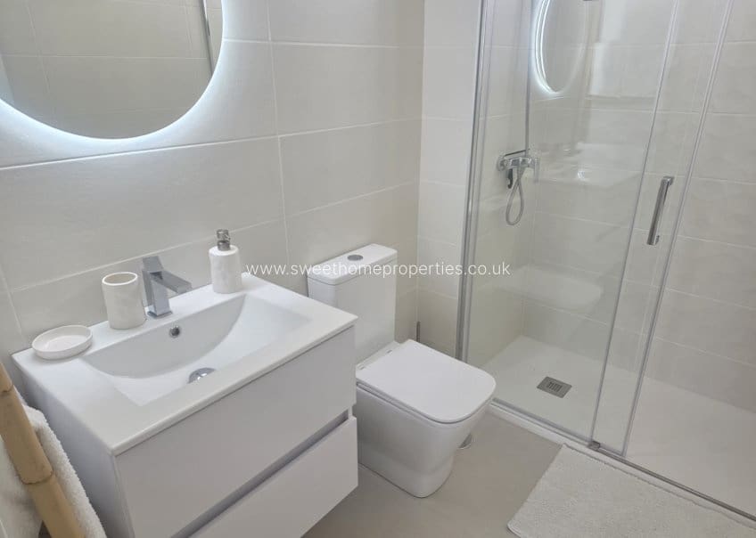 Ático de 2 habitaciones en Pilar de la Horadada en venta con piscina garaje - 346.000 € (Ref: 10182196)