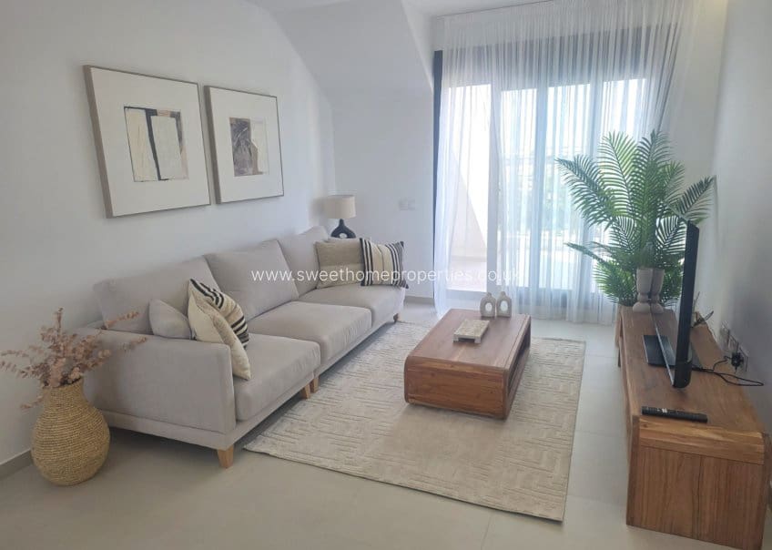 Ático de 2 habitaciones en Pilar de la Horadada en venta con piscina garaje - 346.000 € (Ref: 10182196)