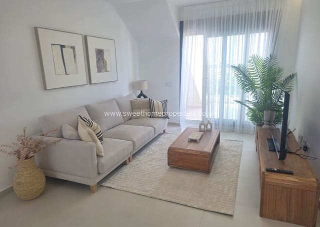 Ático de 2 habitaciones en Pinar de Campoverde, Pilar de la Horadada en venta con piscina garaje - 346.000 € (Ref: 10182196)
