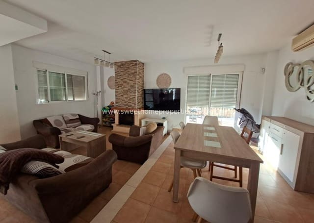 3 bedroom Villa for sale in Aspe with pool garage - € 340,000 (Ref: 10182197)