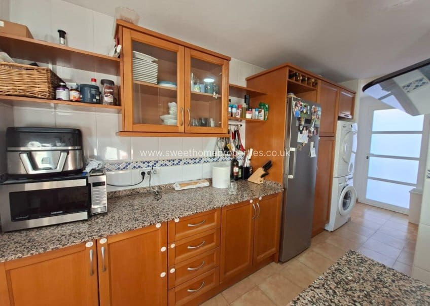 3 bedroom Villa for sale in Aspe with pool garage - € 340,000 (Ref: 10182197)