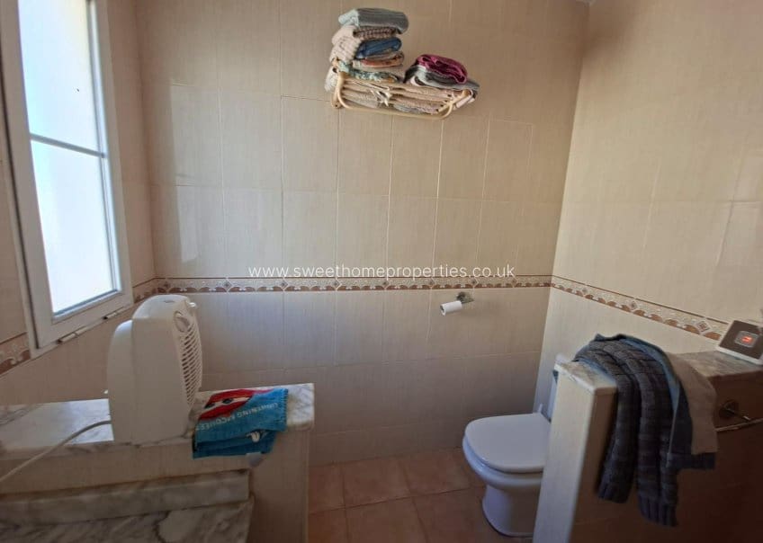 3 bedroom Villa for sale in Aspe with pool garage - € 340,000 (Ref: 10182197)