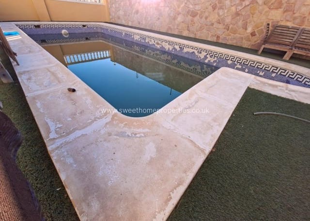 3 bedroom Villa for sale in Aspe with pool garage - € 340,000 (Ref: 10182197)