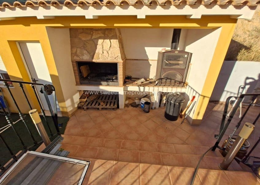 3 bedroom Villa for sale in Aspe with pool garage - € 340,000 (Ref: 10182197)