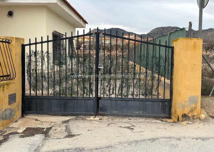 3 slaapkamer Finca/Landhuis te koop in Macisvenda met zwembad - € 210.000 (Ref: 3704547)