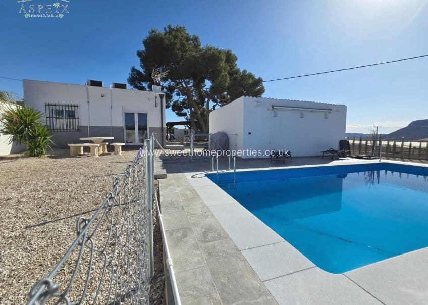 5 soverom Finca/Herregård til salgs i Aspe med svømmebasseng garasje - € 245 000 (Ref: 9571663)