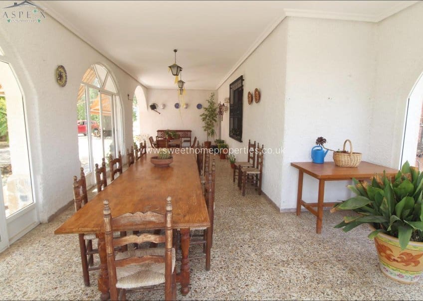 Finca/Casa Rural de 6 habitaciones en Elche / Elx en venta con piscina garaje - 350.000 € (Ref: 9571664)