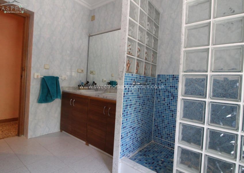 Finca/Casa Rural de 6 habitaciones en Elche / Elx en venta con piscina garaje - 350.000 € (Ref: 9571664)