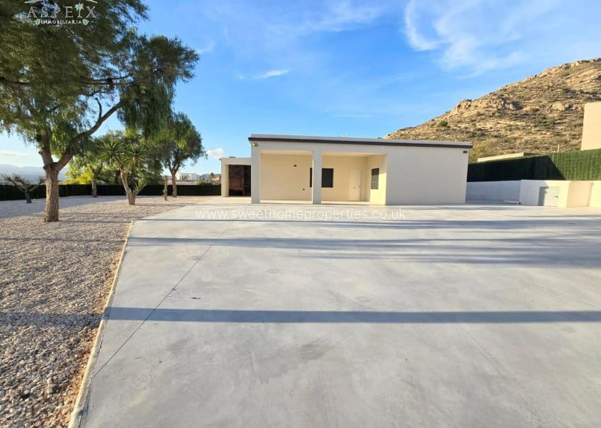 3 soverom Finca/Herregård til salgs i Aspe med svømmebasseng garasje - € 270 000 (Ref: 9571666)