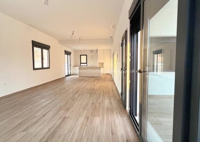 Chalet de 3 habitaciones en Aspe en venta con piscina garaje - 278.000 € (Ref: 9571667)