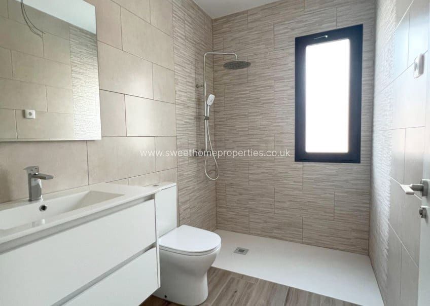 Chalet de 3 habitaciones en Aspe en venta con piscina garaje - 278.000 € (Ref: 9571667)