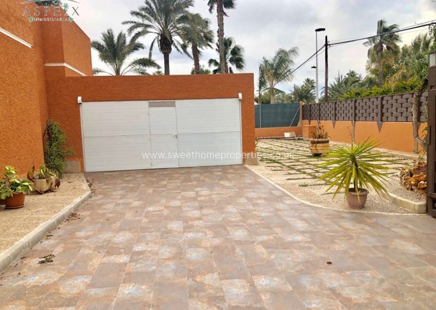 4 quarto Quinta/Casa Rural para venda em Elche / Elx com piscina garagem - 650 000 € (Ref: 9571668)