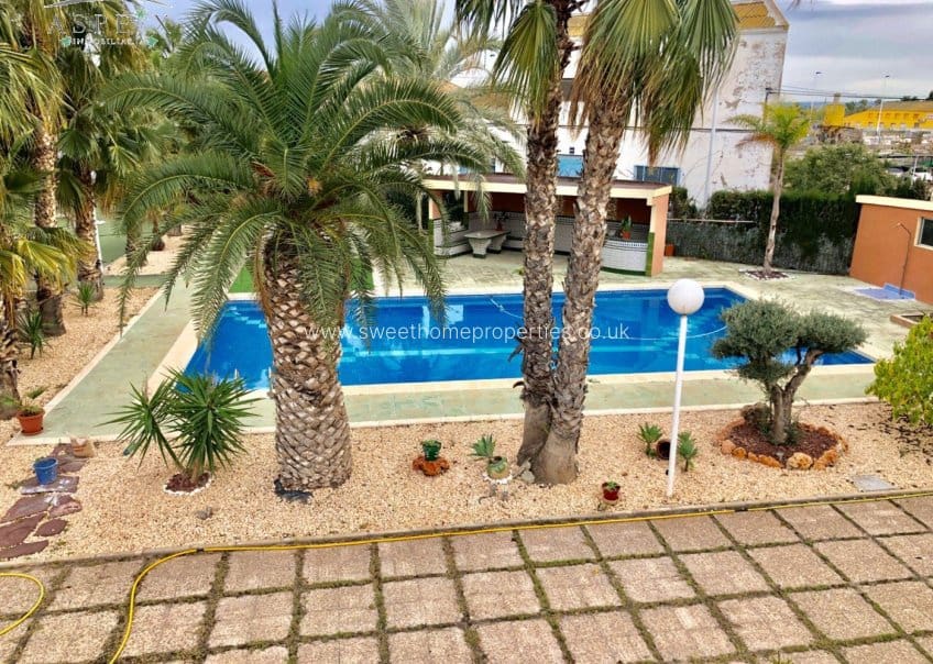 4 quarto Quinta/Casa Rural para venda em Elche / Elx com piscina garagem - 650 000 € (Ref: 9571668)