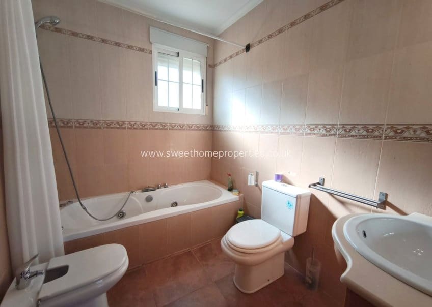 Finca/Casa Rural de 3 habitaciones en Hondón de los Frailes en venta con piscina garaje - 285.000 € (Ref: 9571669)