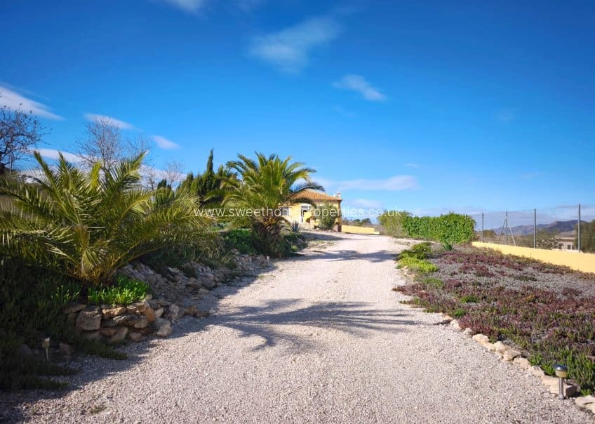 Finca/Casa Rural de 3 habitaciones en Hondón de los Frailes en venta con piscina garaje - 285.000 € (Ref: 9571669)