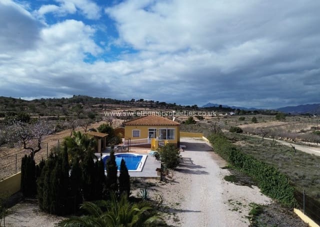 3 chambre Finca/Maison de Campagne à vendre à Hondón de los Frailes avec piscine garage - 285 000 € (Ref: 9571669)