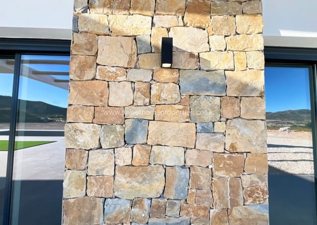 3 makuuhuone Maalaistalo myytävänä paikassa La Romana mukana 
autotalli - 470 000 € (Ref: 9571670)