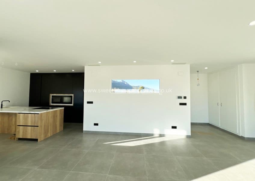 3 chambre Finca/Maison de Campagne à vendre à La Romana avec garage - 470 000 € (Ref: 9571670)