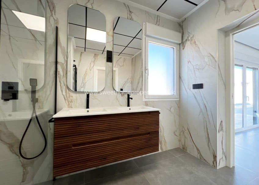 3 chambre Finca/Maison de Campagne à vendre à La Romana avec garage - 470 000 € (Ref: 9571670)