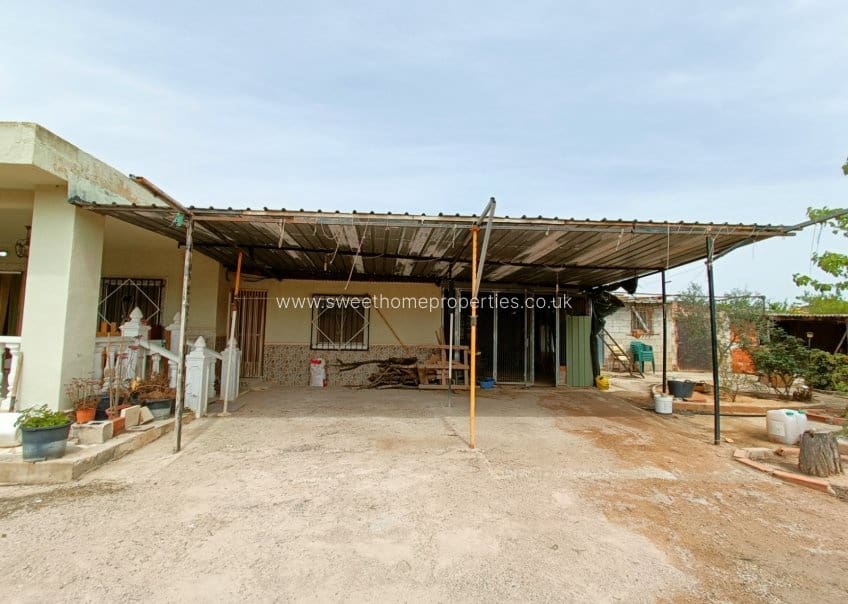 4 Zimmer Finca/Landgut zu verkaufen in Hondon de los Frailes mit Pool Garage - 180.000 € (Ref: 9571672)