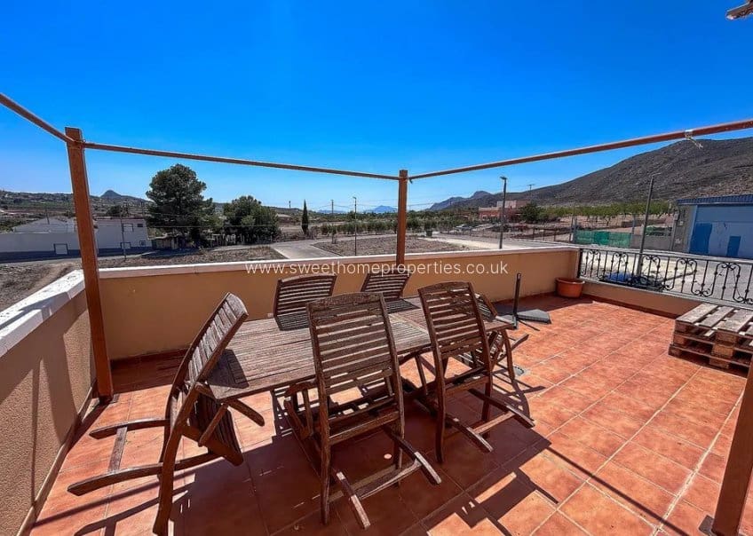 3 makuuhuone Omakotitalo myytävänä paikassa Hondon de los Frailes mukana 
autotalli - 179 000 € (Ref: 9571674)