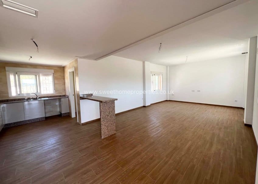 3 makuuhuone Maalaistalo myytävänä paikassa Macisvenda mukana uima-altaan 
autotalli - 280 000 € (Ref: 9571675)