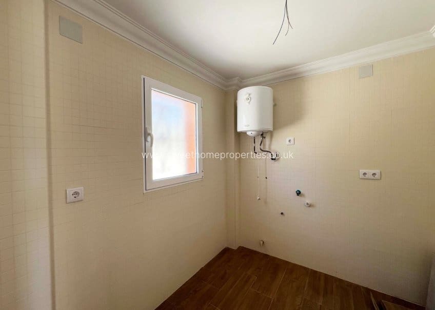 3 makuuhuone Maalaistalo myytävänä paikassa Macisvenda mukana uima-altaan 
autotalli - 280 000 € (Ref: 9571675)