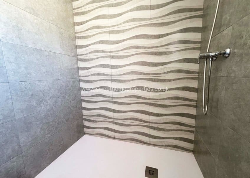 3 makuuhuone Maalaistalo myytävänä paikassa Macisvenda mukana uima-altaan 
autotalli - 280 000 € (Ref: 9571675)