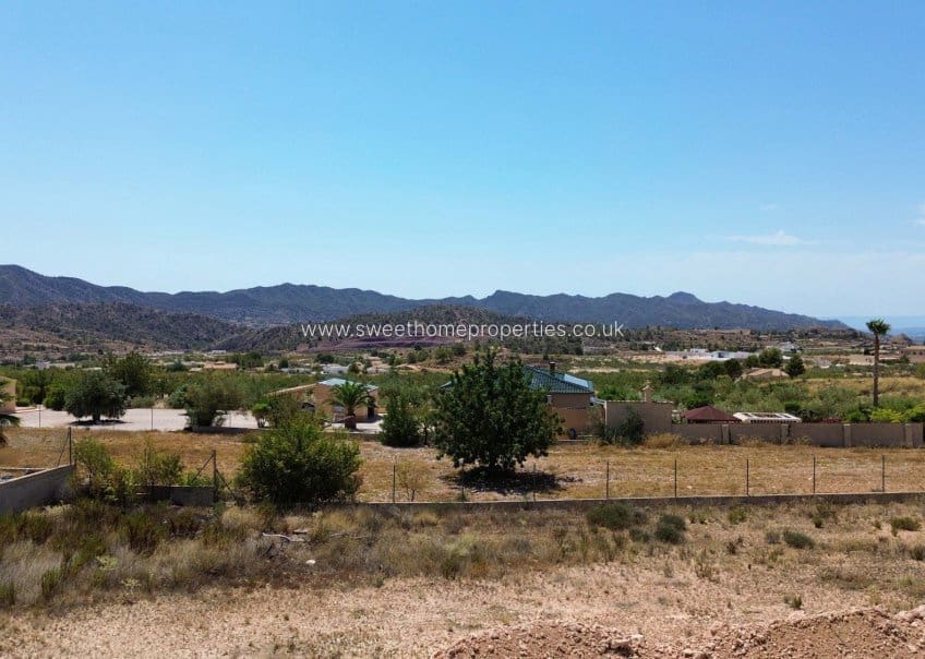 3 makuuhuone Maalaistalo myytävänä paikassa Macisvenda mukana uima-altaan 
autotalli - 280 000 € (Ref: 9571675)