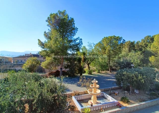 4 sovrum Finca/Hus på landet till salu i La Romana med pool garage - 320 000 € (Ref: 9571676)