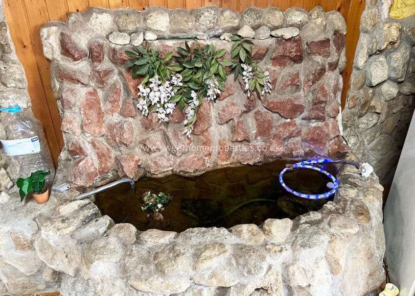 4 soveværelse Finca/Landehus til salg i La Romana med swimmingpool garage - € 320.000 (Ref: 9571676)