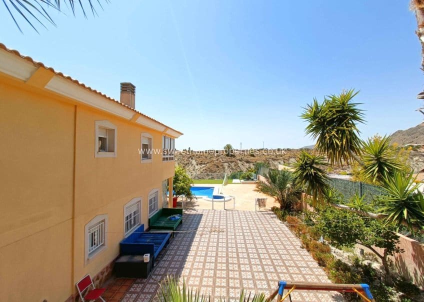 5 soveværelse Finca/Landehus til salg i Abanilla med swimmingpool garage - € 392.000 (Ref: 9571678)