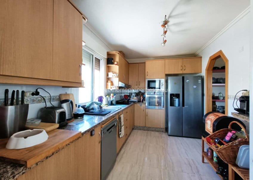 5 soveværelse Finca/Landehus til salg i Abanilla med swimmingpool garage - € 392.000 (Ref: 9571678)