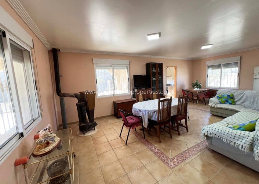 4 soverom Finca/Herregård til salgs i Hondon de los Frailes med svømmebasseng - € 245 000 (Ref: 9571679)