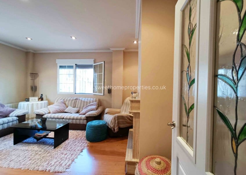 4 Zimmer Villa zu verkaufen in Hondon de los Frailes mit Garage - 398.000 € (Ref: 9571680)