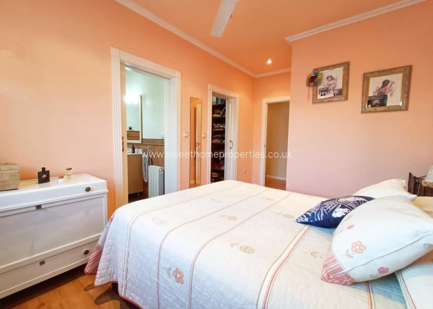 4 Zimmer Villa zu verkaufen in Hondon de los Frailes mit Garage - 398.000 € (Ref: 9571680)