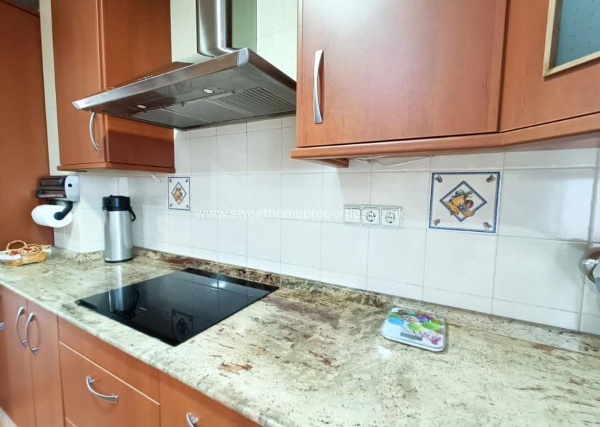 4 Zimmer Villa zu verkaufen in Hondon de los Frailes mit Garage - 398.000 € (Ref: 9571680)