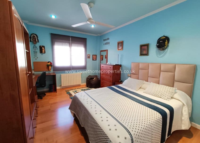 4 Zimmer Villa zu verkaufen in Hondon de los Frailes mit Garage - 398.000 € (Ref: 9571680)