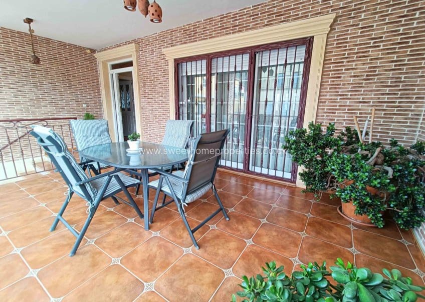 4 Zimmer Villa zu verkaufen in Hondon de los Frailes mit Garage - 398.000 € (Ref: 9571680)