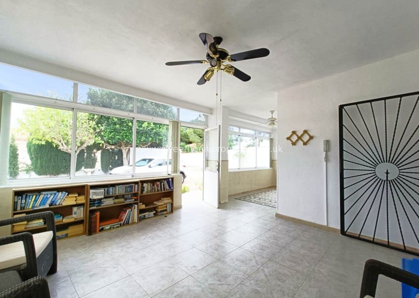 3 soveværelse Finca/Landehus til salg i Albatera med swimmingpool garage - € 259.950 (Ref: 9571681)