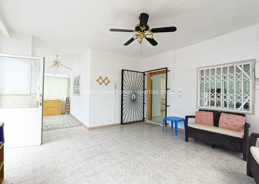 3 soveværelse Finca/Landehus til salg i Albatera med swimmingpool garage - € 259.950 (Ref: 9571681)